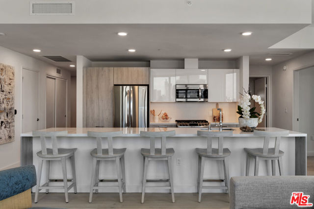 Virtually staged model home ph