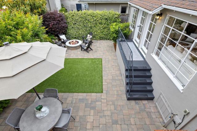 29 Baytree Way, San Mateo CA: https://media.crmls.org/mediaz/02d42081-9bac-4d46-924f-1c5ce2c5f430.jpg
