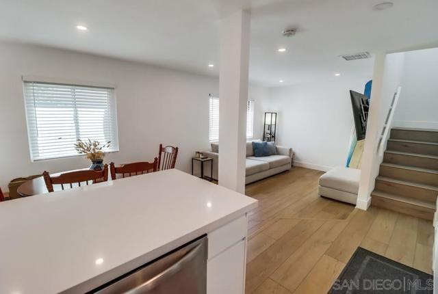 4053 55 Jewell St, San Diego CA: https://media.crmls.org/mediaz/02d44124-4b16-4df4-bbaf-7855d9c94d8d.jpg