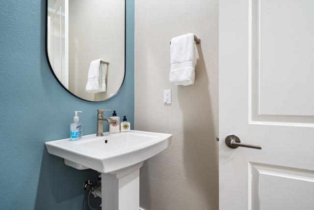 82375 Crane Drive, Indio CA: https://media.crmls.org/mediaz/02d5be38-9001-4eb3-ad90-500d46c92727.jpg
