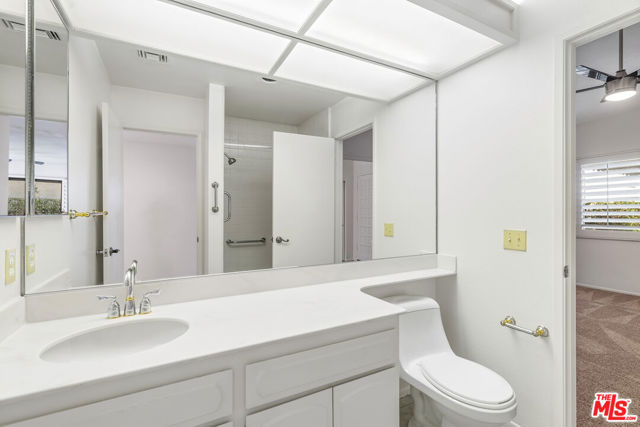 62 Calle Solano, Rancho Mirage CA: https://media.crmls.org/mediaz/02d70b40-8198-49c9-bfc9-83874af3c90b.jpg