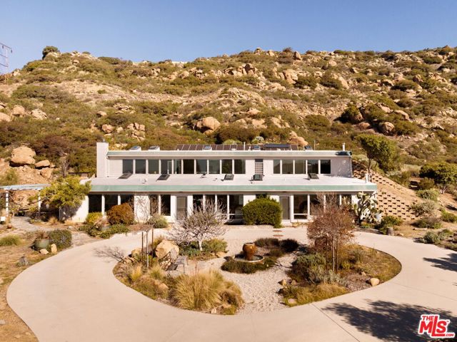7401 Studio Road photo 1