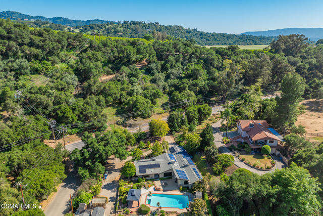 1585 Loma Drive, Ojai CA: https://media.crmls.org/mediaz/02d87eac-f022-4f5e-b47c-5ff9c8a3a10d.jpg