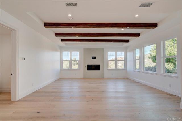 24321 Barona Mesa Road, Ramona CA: https://media.crmls.org/mediaz/02da255b-28d7-4042-b711-6596b2d53b09.jpg