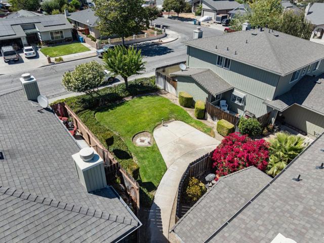 1411 Squire Court, Hollister CA: https://media.crmls.org/mediaz/02da6022-d2a4-4d28-83cc-048fa7d12410.jpg