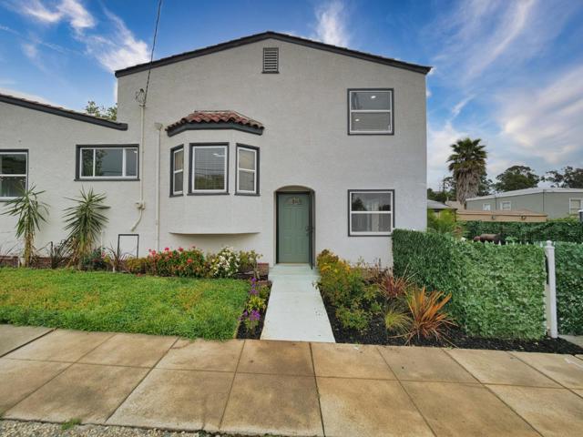 3000 56th Avenue, Oakland CA: https://media.crmls.org/mediaz/02dac5a5-0eba-41d3-b237-03917bbbdfc8.jpg