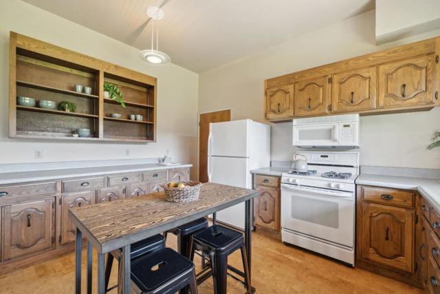 240 Buck Knoll Road, Boulder Creek CA: https://media.crmls.org/mediaz/02daff03-8a0c-423d-a247-d5e32573f811.jpg
