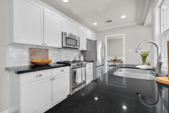 Detail Gallery Image 11 of 23 For 411 Sierra Vista Ave, Monrovia,  CA 91016 - 3 Beds | 1 Baths