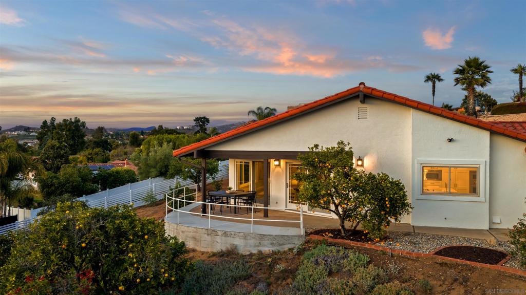 13324 Avenida La Valencia - photo 5