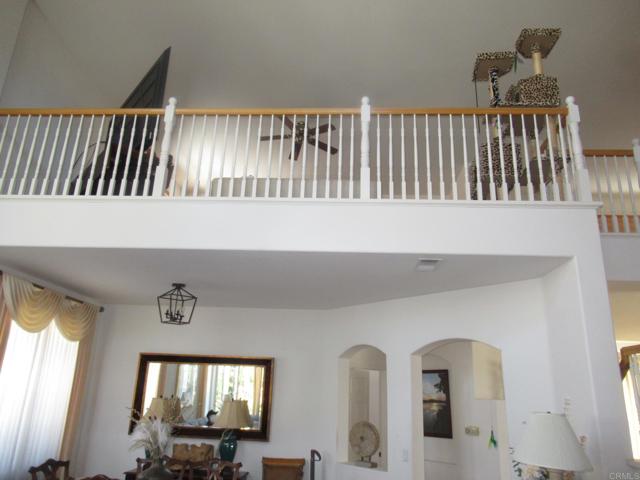 Detail Gallery Image 2 of 39 For 6033 Patmos Way, Oceanside,  CA 92056 - 2 Beds | 2/1 Baths