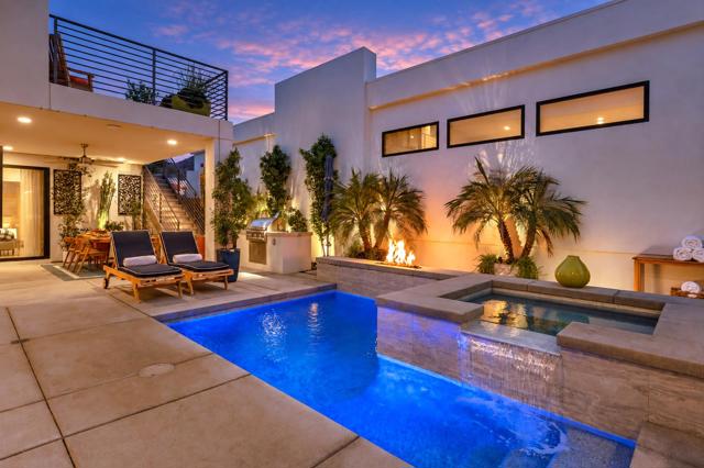 160 Obsidian Loop N, Palm Springs, CA 92264