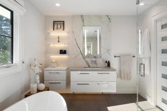 424 Occidental Avenue, San Mateo CA: https://media.crmls.org/mediaz/02de2b20-6e4f-4a97-a529-1673aef03ce4.jpg