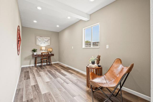 417 Belleville Boulevard, Half Moon Bay CA: https://media.crmls.org/mediaz/02de9f75-9d7f-4d1b-8bd8-c9b4e0344854.jpg