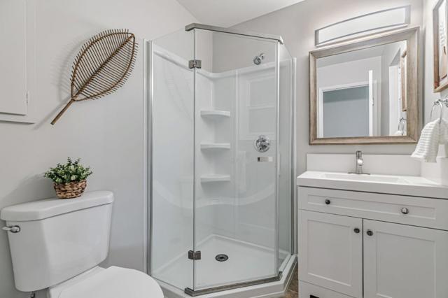 1390 Pointe Claire Drive, Sunnyvale CA: https://media.crmls.org/mediaz/02dea120-c525-4063-909e-348bf4fb43b7.jpg