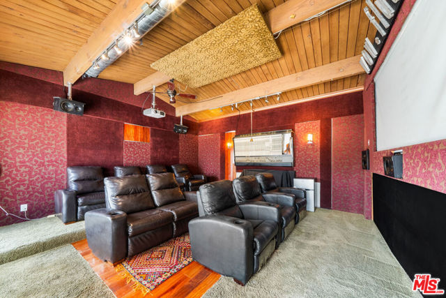 2838 Medill Place, Los Angeles CA: https://media.crmls.org/mediaz/02df3190-7874-4e0b-a25e-0687db91f908.jpg