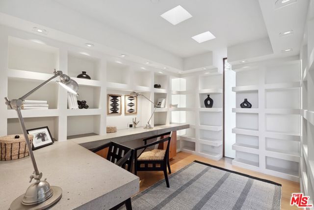 Drew Fenton | 2238 Stradella Road Los Angeles CA | MLS: 7146922