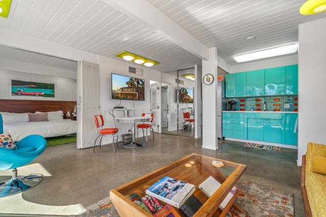 1111 E Palm Canyon Drive, Palm Springs CA: https://media.crmls.org/mediaz/02e11641-033f-4cdd-a8af-6a85fa55bcfc.jpg