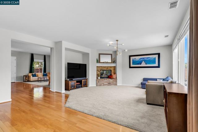 1731 Palmer Dr, Concord CA: https://media.crmls.org/mediaz/02e20979-6da7-4584-bc6a-af4c438d71d0.jpg