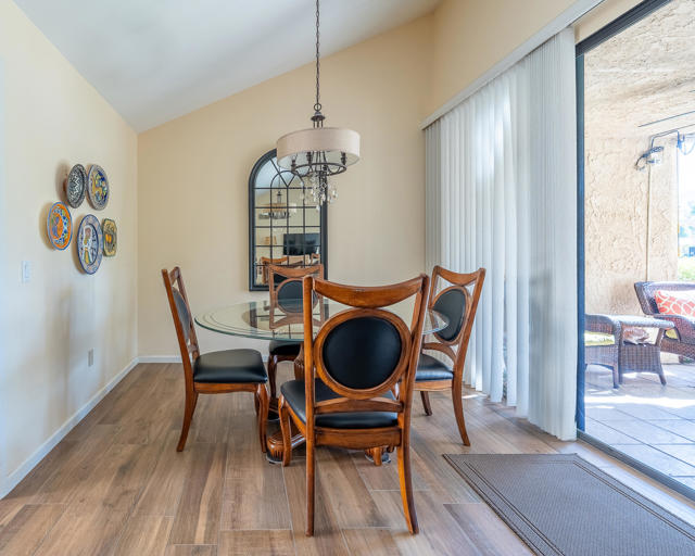 68697 Cll Tortosa, Cathedral City CA: https://media.crmls.org/mediaz/02e2839e-cdfb-44bc-8950-f0921d460cd6.jpg