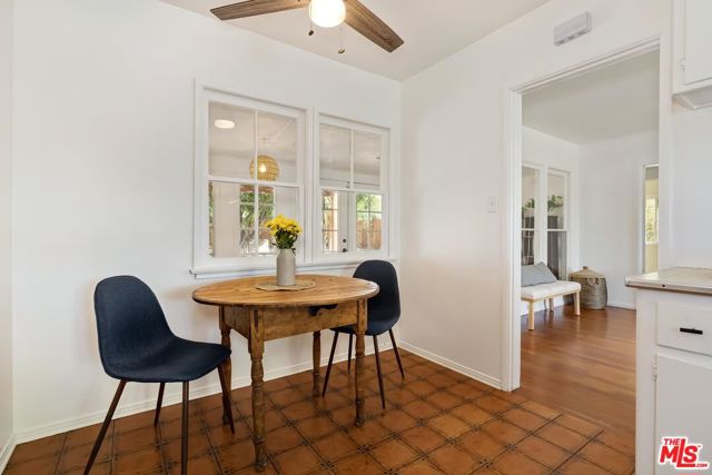 7236 Encino Avenue, Van Nuys CA: https://media.crmls.org/mediaz/02e35aa9-556b-4e12-b281-84069e6c6761.jpg