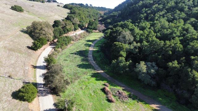 0 San Juan Canyon Road, San Juan Bautista CA: https://media.crmls.org/mediaz/02e4334a-7358-4ac5-adc0-e318b26455ee.jpg