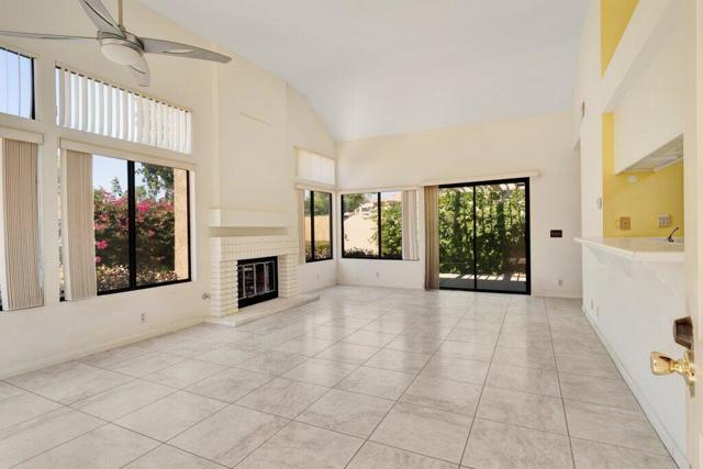 144 Verde Way, Palm Desert CA: https://media.crmls.org/mediaz/02e492aa-f12d-46d4-bf65-cf454c78a5b8.jpg