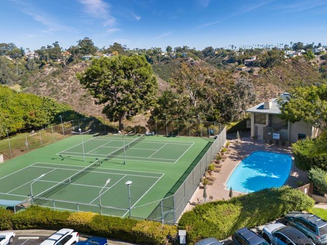 4266 5th Ave., San Diego, California 92103, 2 Bedrooms Bedrooms, ,2 BathroomsBathrooms,Condominium,For Sale,5th Ave.,250019946SD