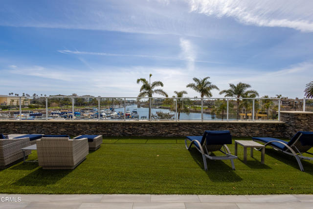 Detail Gallery Image 34 of 37 For 4012 Tradewinds Dr #101,  Oxnard,  CA 93035 - 3 Beds | 2 Baths