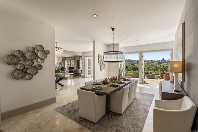 Detail Gallery Image 8 of 27 For 17309 via De Fortuna, Rancho Santa Fe,  CA 92067 - 6 Beds | 6/1 Baths