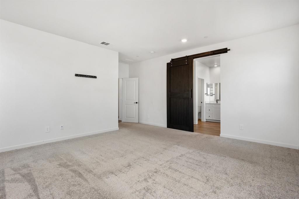 MLS #250036111SD image #13