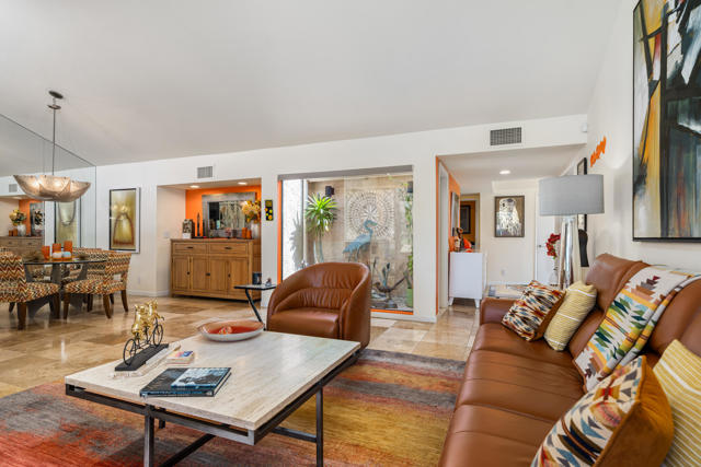 35983 Paseo Circulo E, Cathedral City CA: https://media.crmls.org/mediaz/02e609c1-df2d-47eb-9da4-9f33757c8a89.jpg