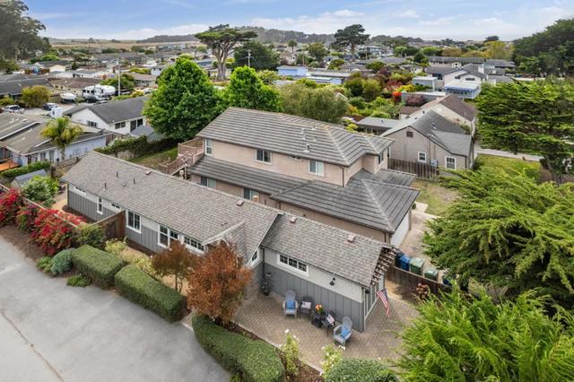 484 Poplar Street, Half Moon Bay CA: https://media.crmls.org/mediaz/02e630cb-6549-48dd-93a3-5c7a31890376.jpg