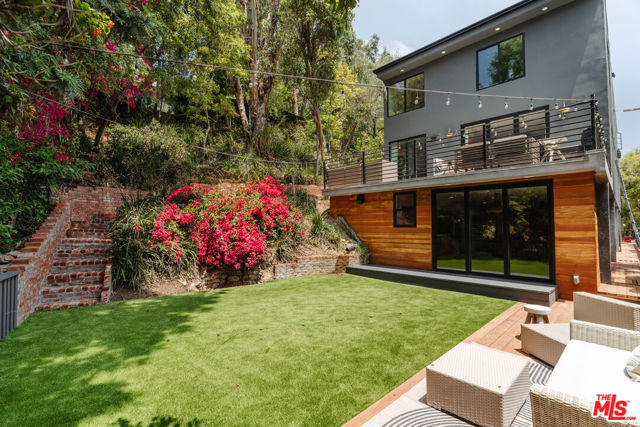 12220 Benmore Terrace, Los Angeles CA: https://media.crmls.org/mediaz/02e64f37-8190-45b1-a4bb-b4dc1618a26b.jpg