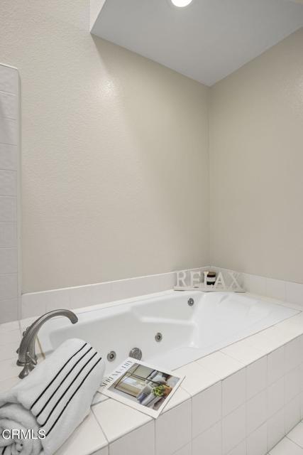 Detail Gallery Image 29 of 44 For 260 Camino Toluca, Camarillo,  CA 93010 - 3 Beds | 2 Baths
