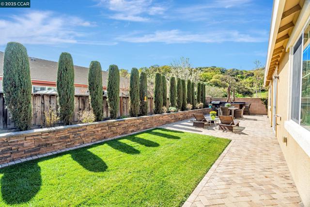 190 Pasilla Ct, Morgan Hill CA: https://media.crmls.org/mediaz/02e726a5-313b-4ac9-bf04-b49bb2aff839.jpg