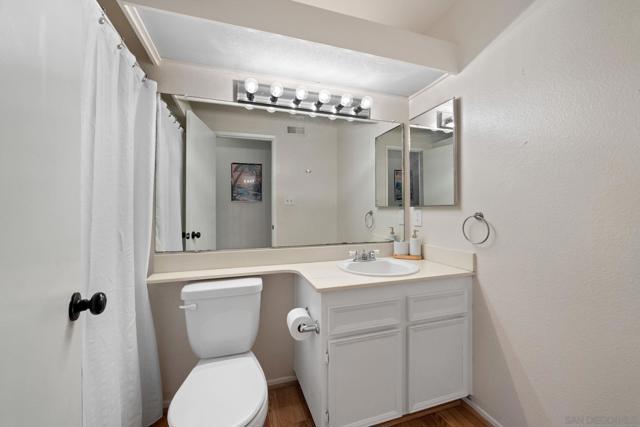 9560 Frank Way, Santee CA: https://media.crmls.org/mediaz/02e79ab3-bade-4e53-a80b-3206abbfc53d.jpg