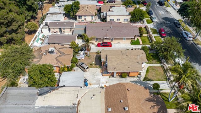 7805 Whitsett Avenue, Los Angeles, California 90001, ,Multi-Family,For Sale,Whitsett,24437463