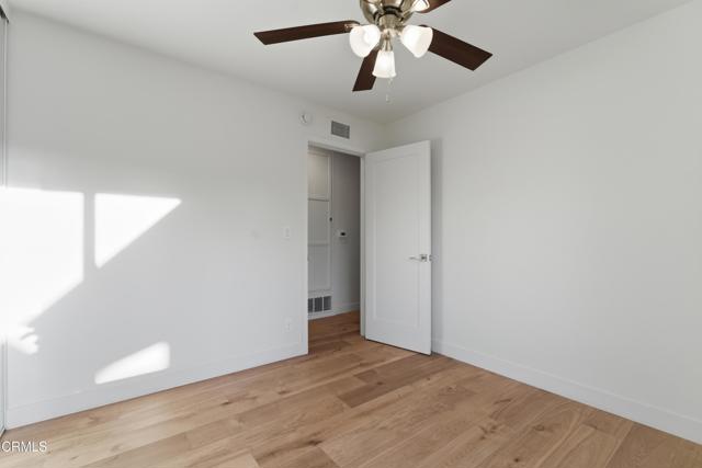 Detail Gallery Image 31 of 54 For 22718 Cantlay St, West Hills,  CA 91307 - 3 Beds | 2 Baths