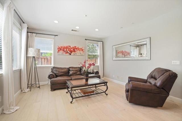 2264 Star Lilly Court, Brentwood CA: https://media.crmls.org/mediaz/02e82b11-8282-43b6-9c62-2ad1847e1a35.jpg