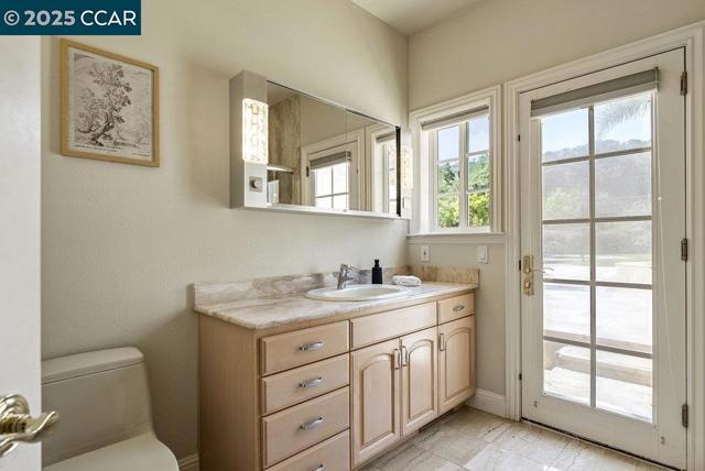 Details for 195 Pine Creek Rd, Walnut Creek, CA 94598