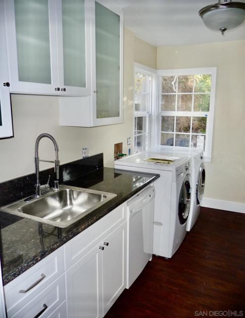 4985 89 Narragansett Ave, San Diego CA: https://media.crmls.org/mediaz/02e89f1e-07ce-484f-9811-3d268199bfa4.jpg