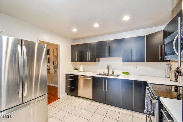 Detail Gallery Image 11 of 35 For 65 N Allen Ave #205,  Pasadena,  CA 91106 - 2 Beds | 2 Baths