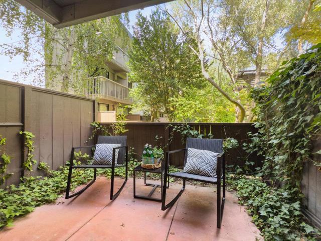 8124 Shelter Creek Lane, San Bruno CA: https://media.crmls.org/mediaz/02e936dc-a852-4dbf-9edc-62a3421b276d.jpg
