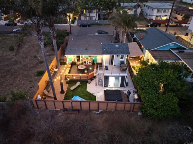 1009 S Cleveland Street, Oceanside CA: https://media.crmls.org/mediaz/02ea8ecc-c4f0-4940-8934-14006c75311a.jpg