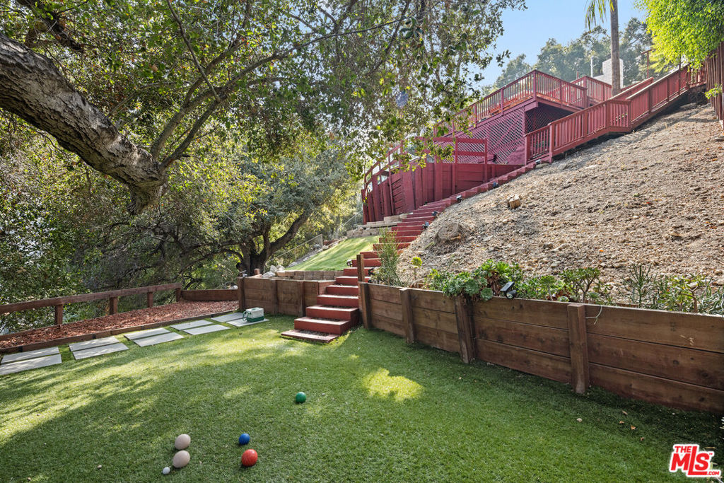 3750 Alta Mesa DriveStudio City img 26