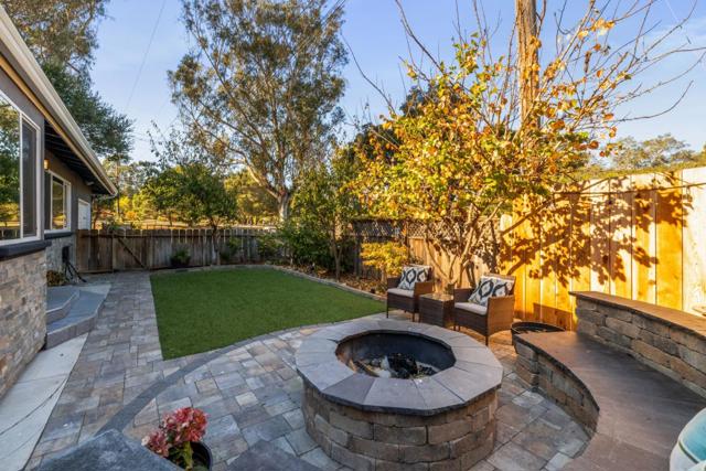 506 Soquel San Jose Road, Soquel CA: https://media.crmls.org/mediaz/02eded8b-9b6f-41c3-8160-2c416947a6d0.jpg