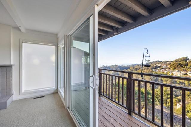 58 Villanova Drive, Oakland CA: https://media.crmls.org/mediaz/02ee3c85-fbb4-4dfa-8c20-1cf4f769c9fc.jpg