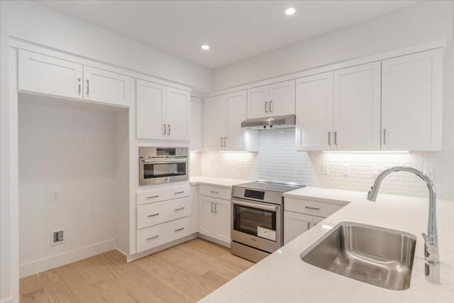 2112 Ivory Terrace, San Ramon CA: https://media.crmls.org/mediaz/02ef9615-55fc-4e19-914e-f1e15bec6d1b.jpg