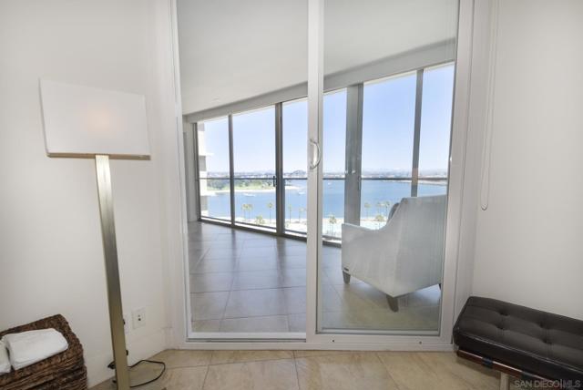 Image 13 of 29 For 1820 Avenida Del Mundo  Unit #805