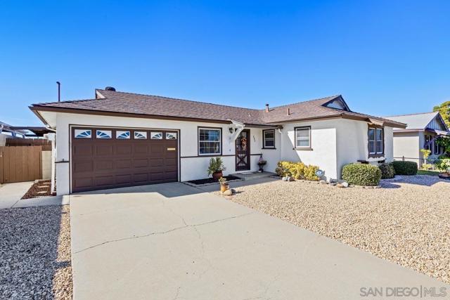 286 Ridgecrest Dr., San Diego CA: https://media.crmls.org/mediaz/02f0d8cc-986d-48b1-9aa2-9e79e86a7496.jpg